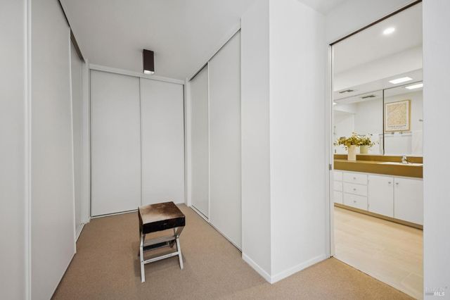 30 Chateau Pl, San Rafael, CA 94901