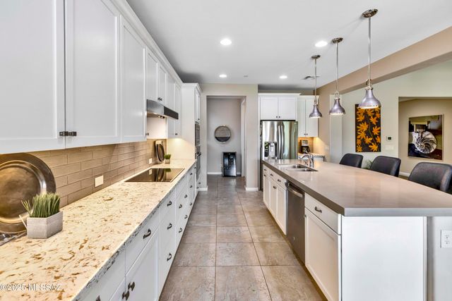 31547 S Misty Basin Road, Oracle, AZ 85623