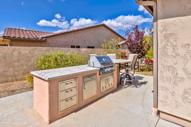 31547 S Misty Basin Road, Oracle, AZ 85623