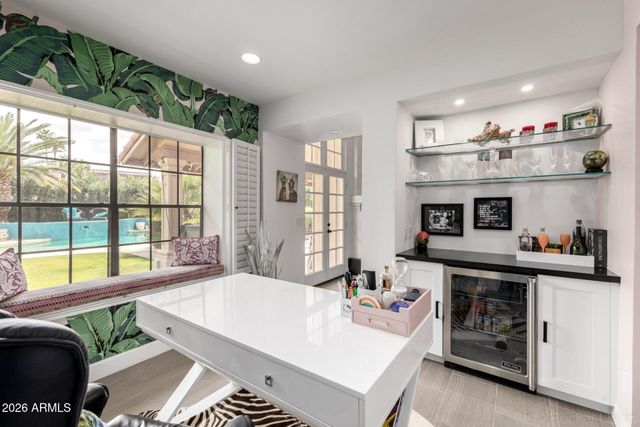 9825 E Turquoise Avenue, Scottsdale, AZ 85258