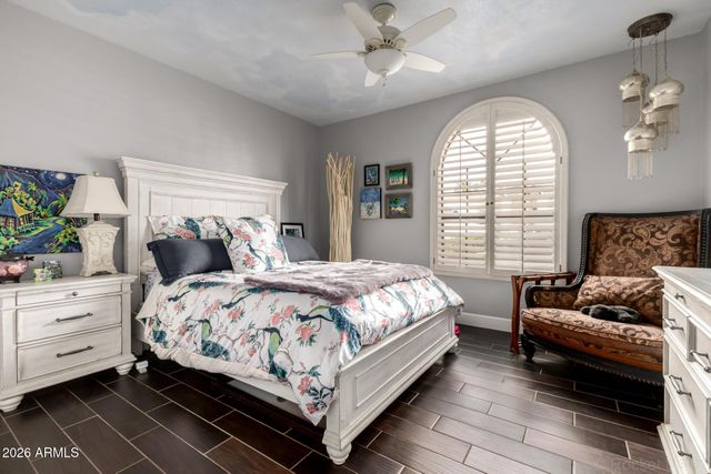 9825 E Turquoise Avenue, Scottsdale, AZ 85258