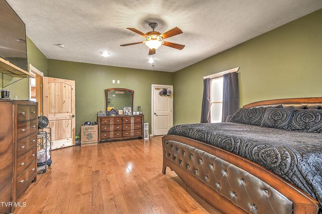 17516 Donegal Drive, Abingdon, VA 24210