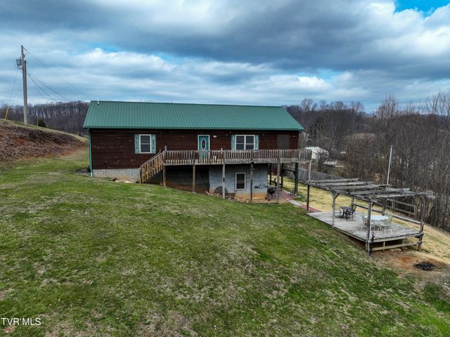 17516 Donegal Drive, Abingdon, VA 24210