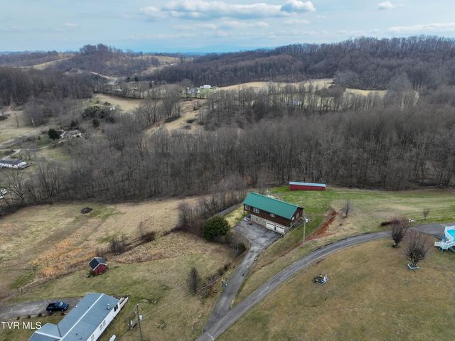 17516 Donegal Drive, Abingdon, VA 24210