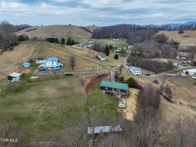 17516 Donegal Drive, Abingdon, VA 24210