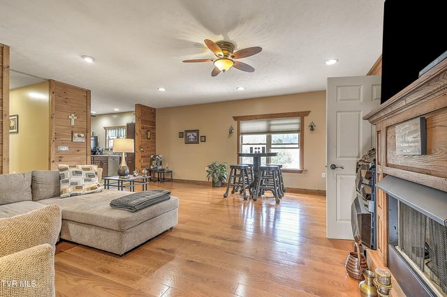 17516 Donegal Drive, Abingdon, VA 24210