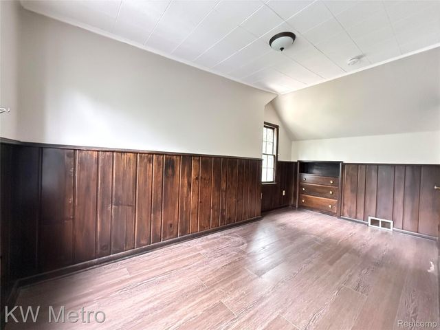 1305 Collegewood Street, Ypsilanti, MI 48197
