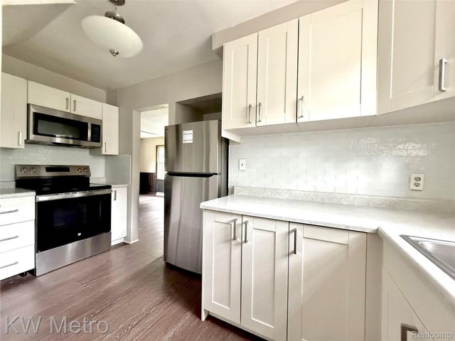 1305 Collegewood Street, Ypsilanti, MI 48197