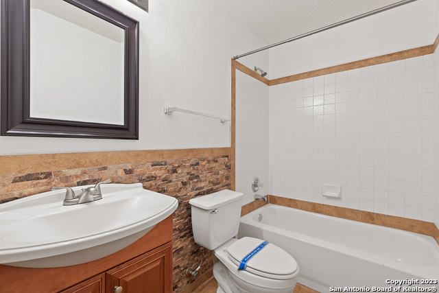 8118 Stagwood Hill, San Antonio, TX 78254