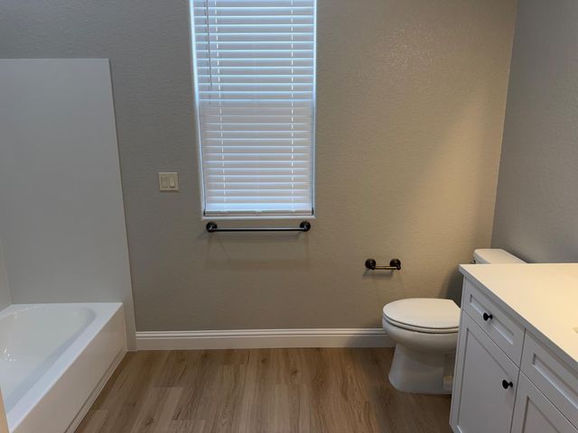 8698 N Privado Ct, Hilmar, CA 95324