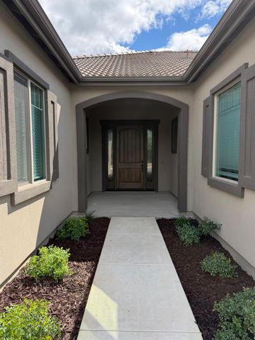 8698 N Privado Ct, Hilmar, CA 95324