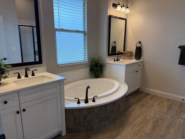 8698 N Privado Ct, Hilmar, CA 95324