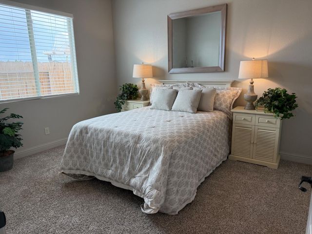 8698 N Privado Ct, Hilmar, CA 95324