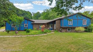 11201 Horton Road, Holly, MI 48442