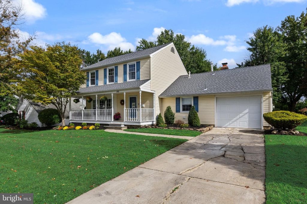 272 BURNING TREE RD, DELRAN, NJ 08075 — photo 3