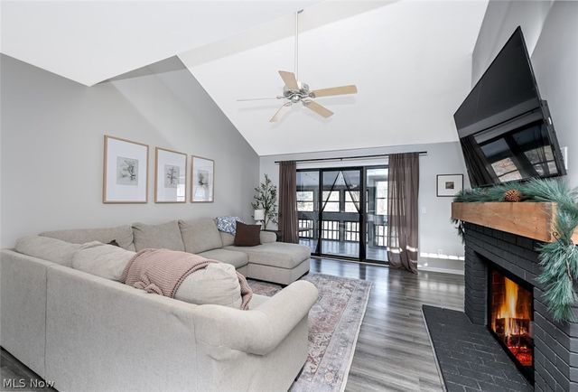 231 Portage Lakes Drive, Akron, OH 44319