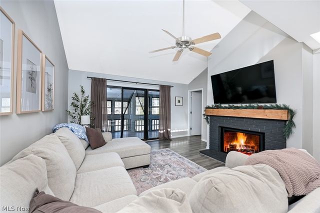 231 Portage Lakes Drive, Akron, OH 44319