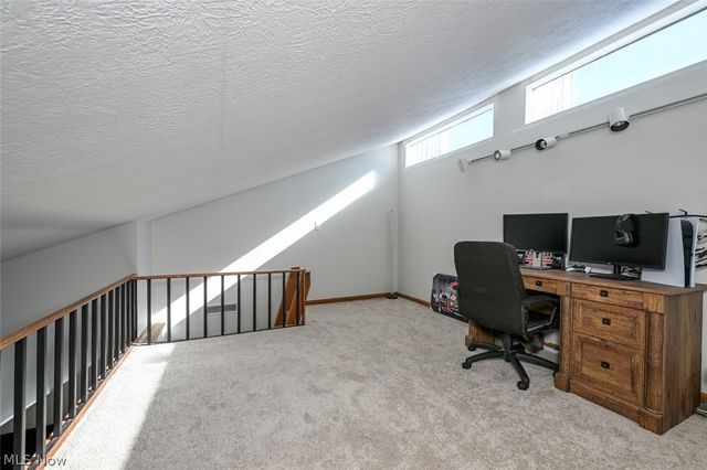 231 Portage Lakes Drive, Akron, OH 44319