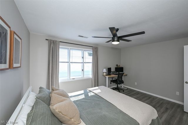 231 Portage Lakes Drive, Akron, OH 44319