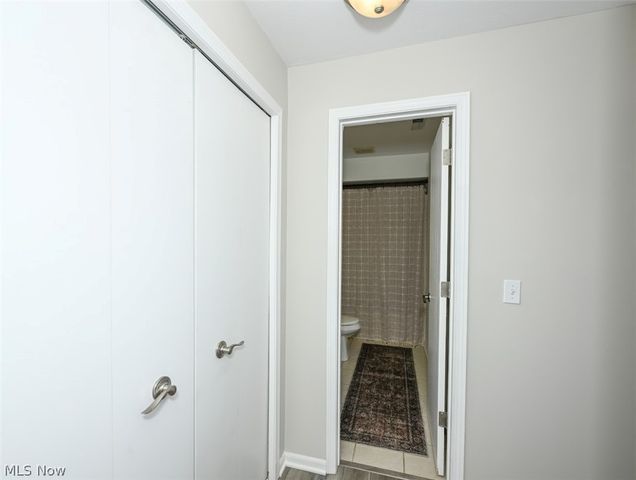 231 Portage Lakes Drive, Akron, OH 44319