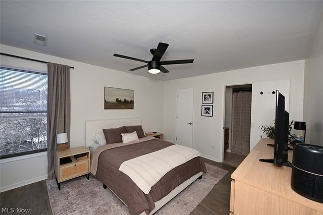 231 Portage Lakes Drive, Akron, OH 44319