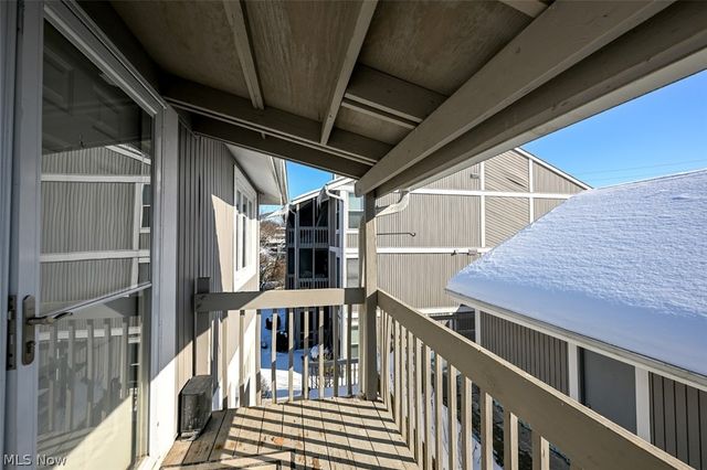 231 Portage Lakes Drive, Akron, OH 44319