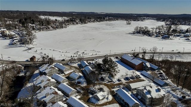 231 Portage Lakes Drive, Akron, OH 44319