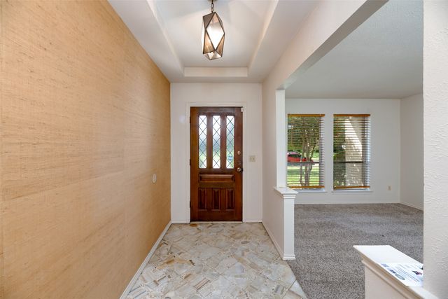 2121 Stone Creek Drive, Plano, TX 75075