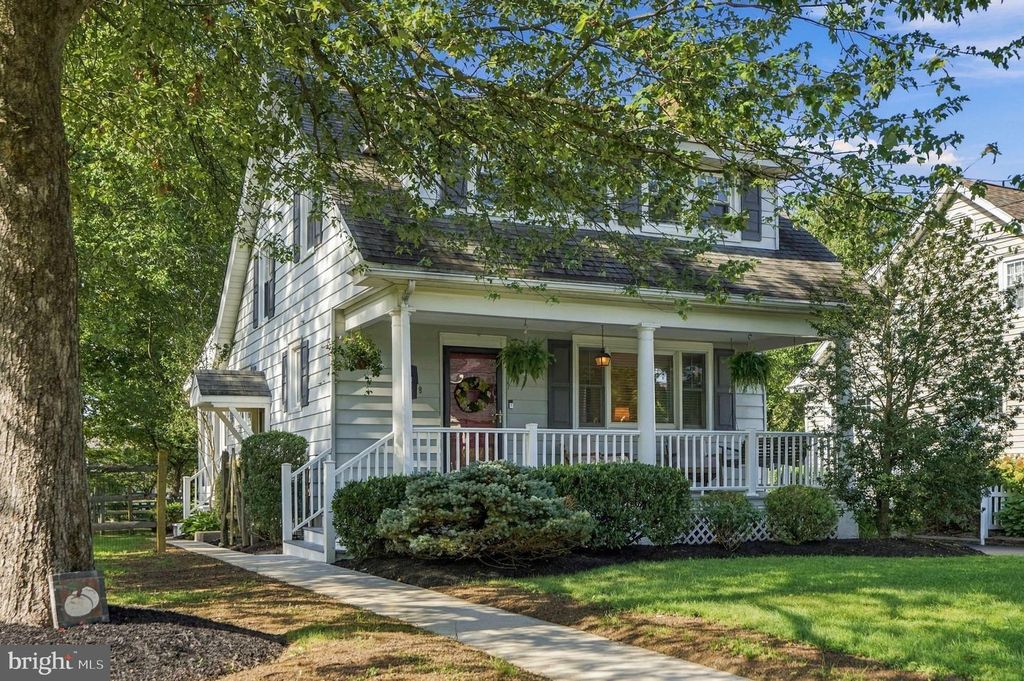 28 MERCER AVE, DOYLESTOWN, PA 18901 — exterior
