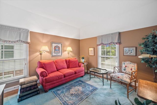 4919 N Diversey BOULEVARD, Whitefish Bay, WI 53217