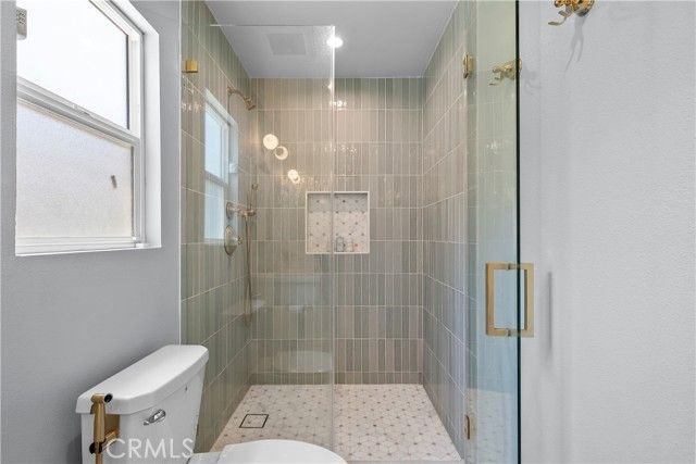 8054 Cedros, Panorama City (los Angeles), CA 91402