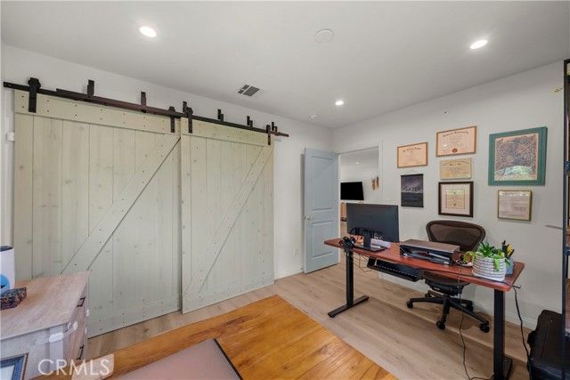 8054 Cedros, Panorama City (los Angeles), CA 91402