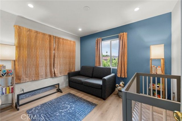 8054 Cedros, Panorama City (los Angeles), CA 91402