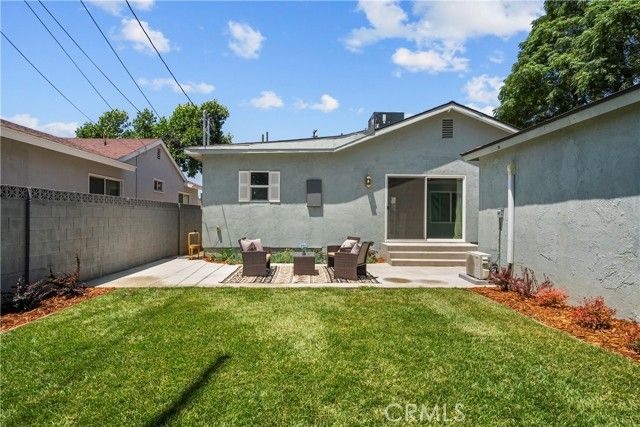 8054 Cedros, Panorama City (los Angeles), CA 91402