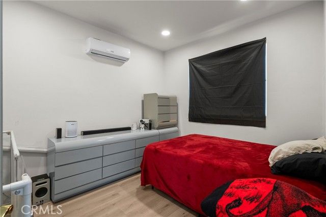 8054 Cedros, Panorama City (los Angeles), CA 91402