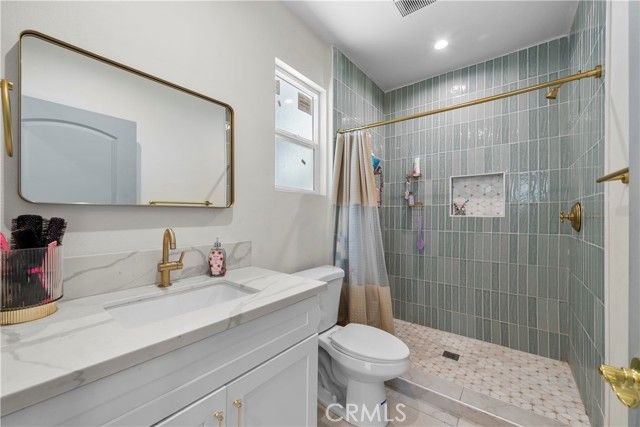 8054 Cedros, Panorama City (los Angeles), CA 91402