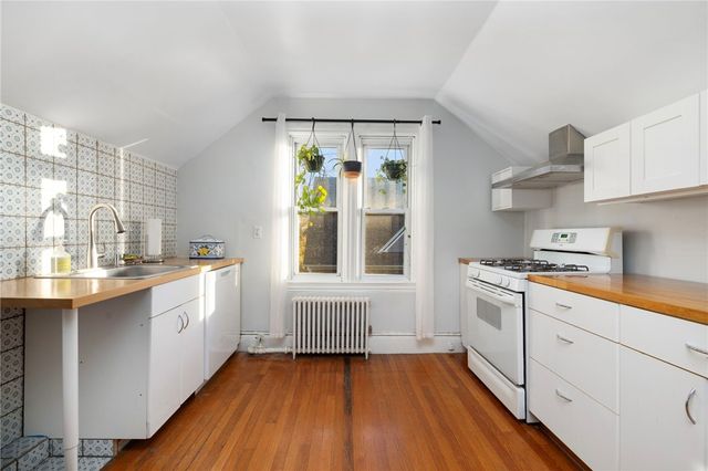 377 Hope Street 3, Providence, RI 02906