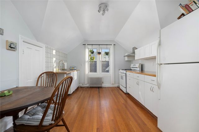 377 Hope Street 3, Providence, RI 02906