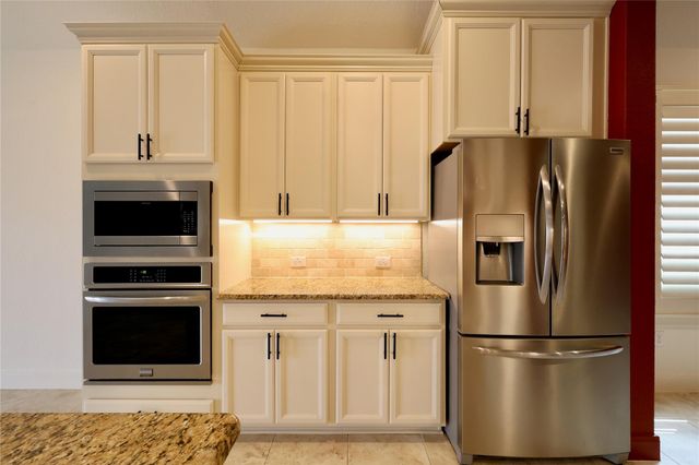 239 Bamberger Ave, New Braunfels, TX 78132