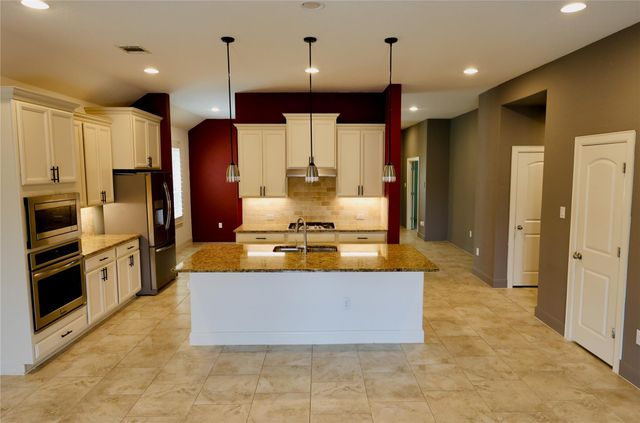 239 Bamberger Ave, New Braunfels, TX 78132