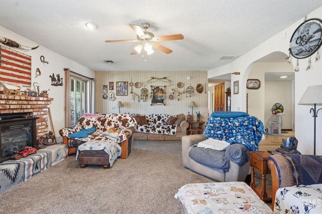 4416 Sugar Cane Avenue, Bakersfield, CA 93313