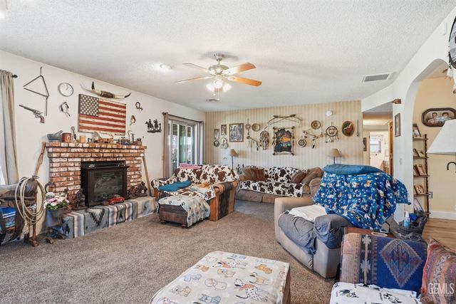 4416 Sugar Cane Avenue, Bakersfield, CA 93313