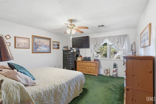 4416 Sugar Cane Avenue, Bakersfield, CA 93313