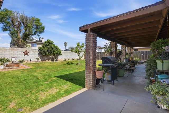 4416 Sugar Cane Avenue, Bakersfield, CA 93313