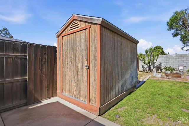 4416 Sugar Cane Avenue, Bakersfield, CA 93313