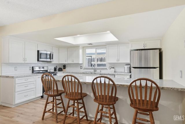 4416 Sugar Cane Avenue, Bakersfield, CA 93313