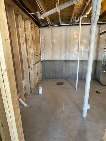 1437 34th Avenue SW, Cambridge, MN 55008