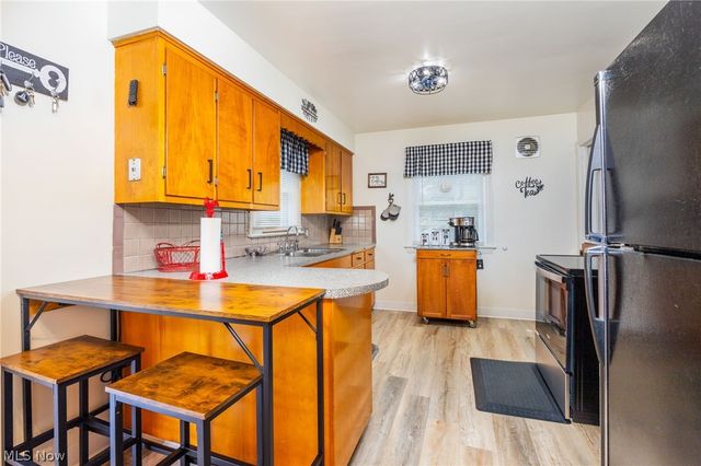 851 Orlando Avenue, Akron, OH 44320