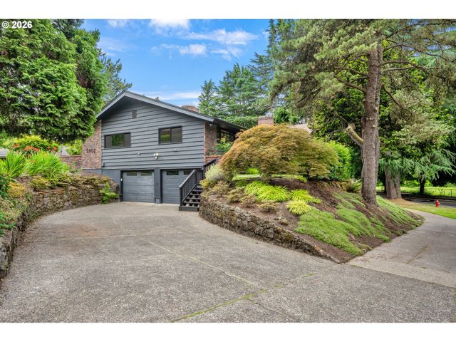 2802 Se MORELAND Ln, Portland, OR 97202