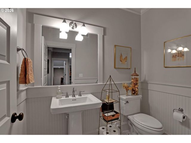 1415 Ne PRESCOTT St, Portland, OR 97211